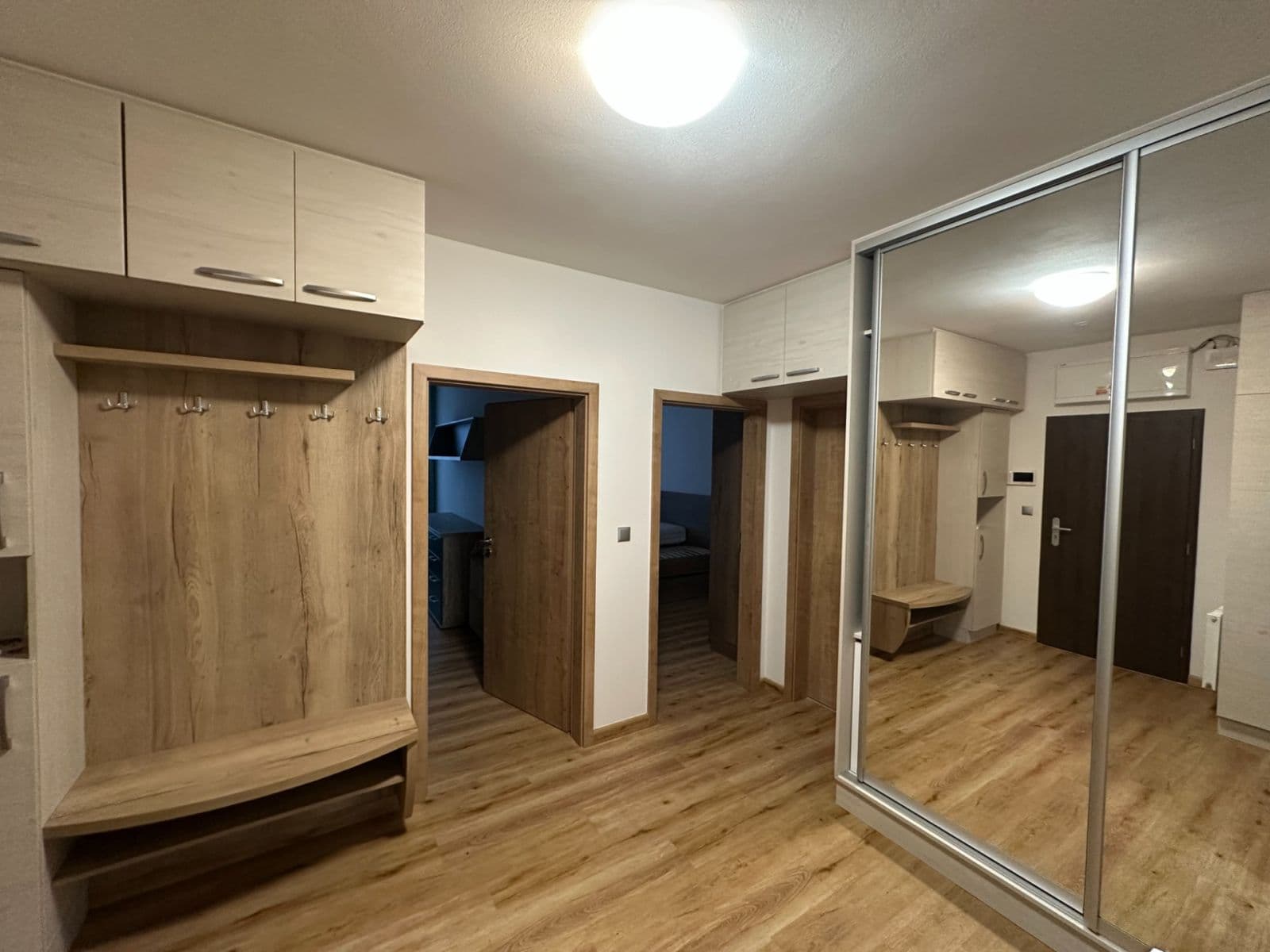 Prenájom bytu 3-izbový 84 m², České Vrbné, České Budějovice, Jihočeský kraj Prenájom bytu 3-izbový 84 m², České Vrbné, České Budějovice, Jihočeský kraj