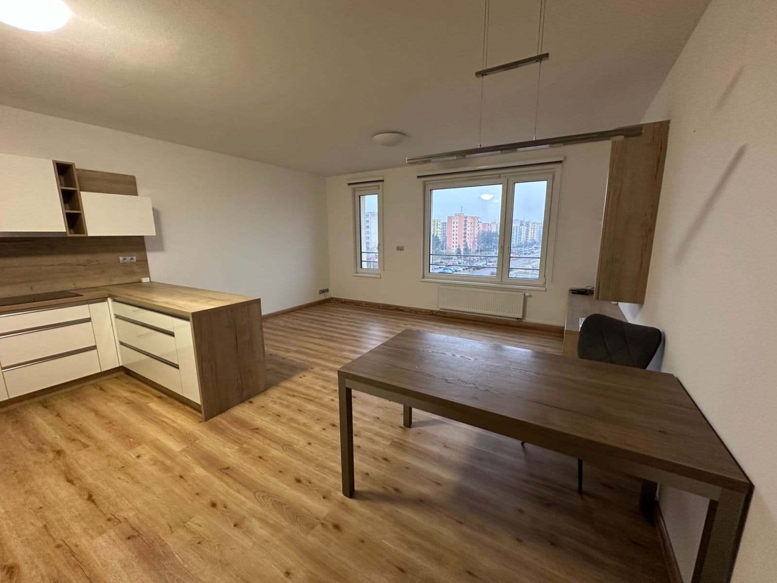 Prenájom bytu 3-izbový 84 m², České Vrbné, České Budějovice, Jihočeský kraj Prenájom bytu 3-izbový 84 m², České Vrbné, České Budějovice, Jihočeský kraj