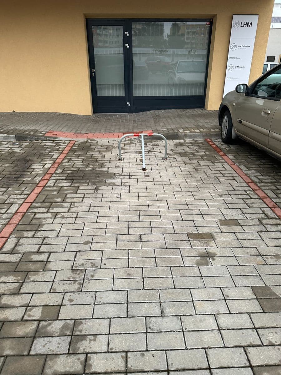 Prenájom bytu 3-izbový 84 m², České Vrbné, České Budějovice, Jihočeský kraj Prenájom bytu 3-izbový 84 m², České Vrbné, České Budějovice, Jihočeský kraj