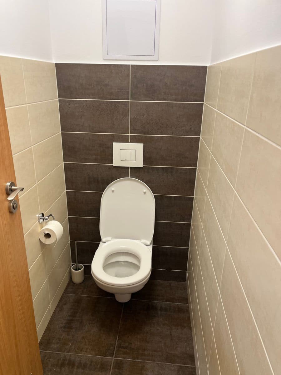 Prenájom bytu 2-izbový 55 m², U Slovanky, Praha, Praha Prenájom bytu 2-izbový 55 m², U Slovanky, Praha, Praha