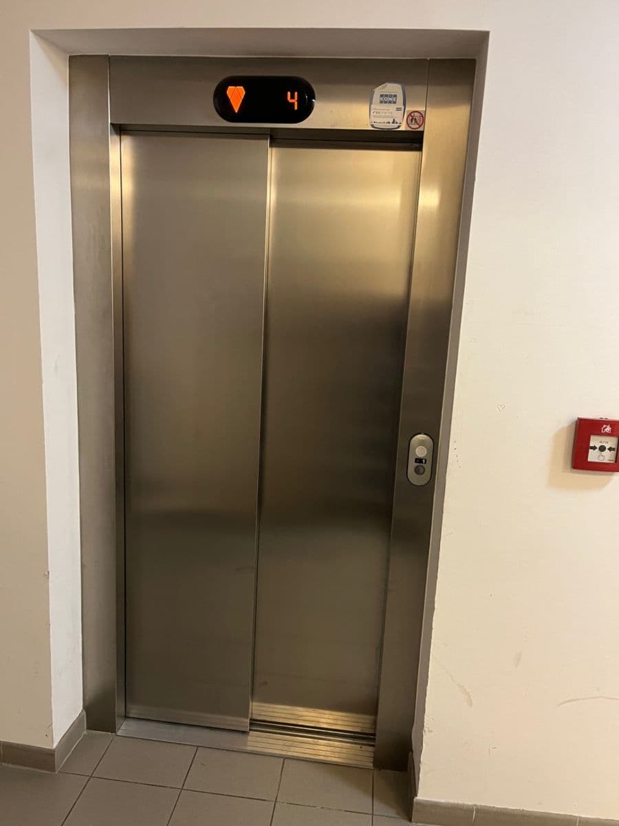 Prenájom bytu 2-izbový 55 m², U Slovanky, Praha, Praha Prenájom bytu 2-izbový 55 m², U Slovanky, Praha, Praha