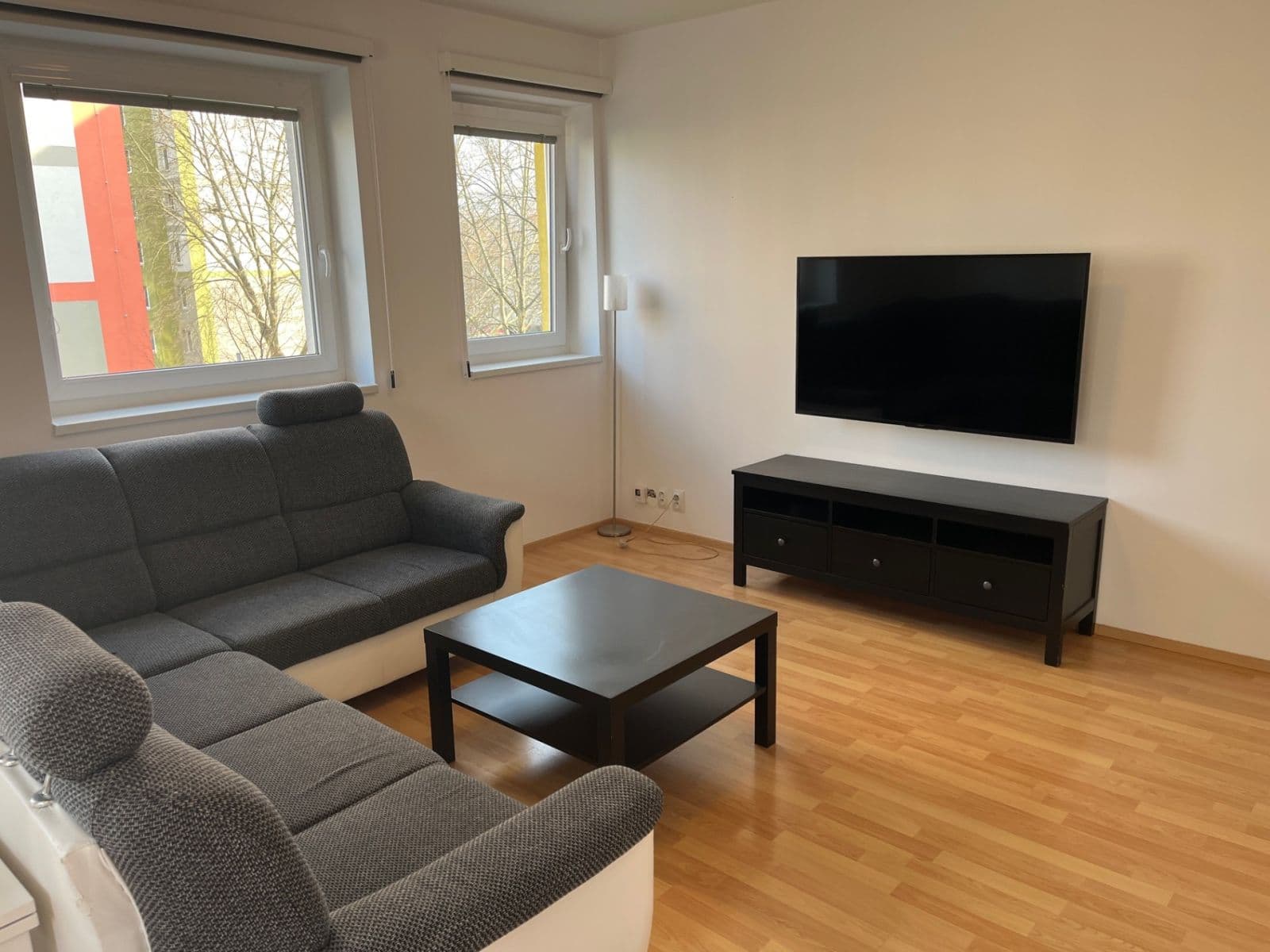 Prenájom bytu 2-izbový 55 m², U Slovanky, Praha, Praha Prenájom bytu 2-izbový 55 m², U Slovanky, Praha, Praha