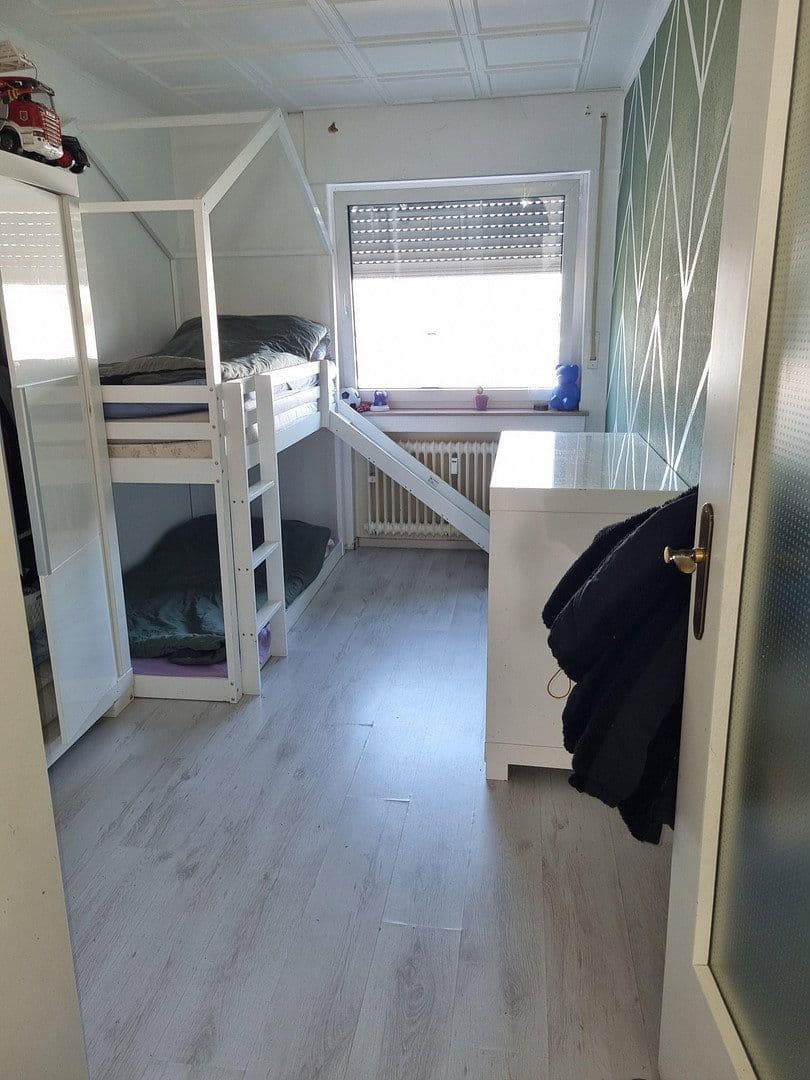 Predaj bytu 3-izbový 80 m², Eifelring 75, Euskirchen, Severné Porýnie - Westfálsko Predaj bytu 3-izbový 80 m², Eifelring 75, Euskirchen, Severné Porýnie - Westfálsko