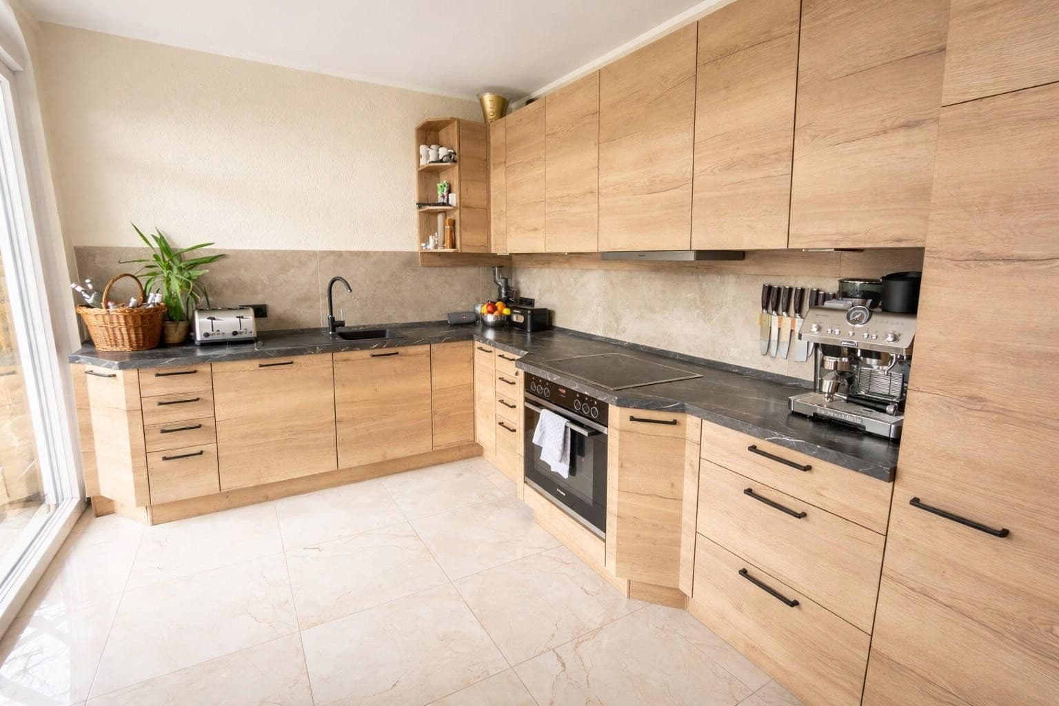 Predaj domu 159 m², pozemek 762 m², Hohen Neuendorf, Brandenbursko Predaj domu 159 m², pozemek 762 m², Hohen Neuendorf, Brandenbursko