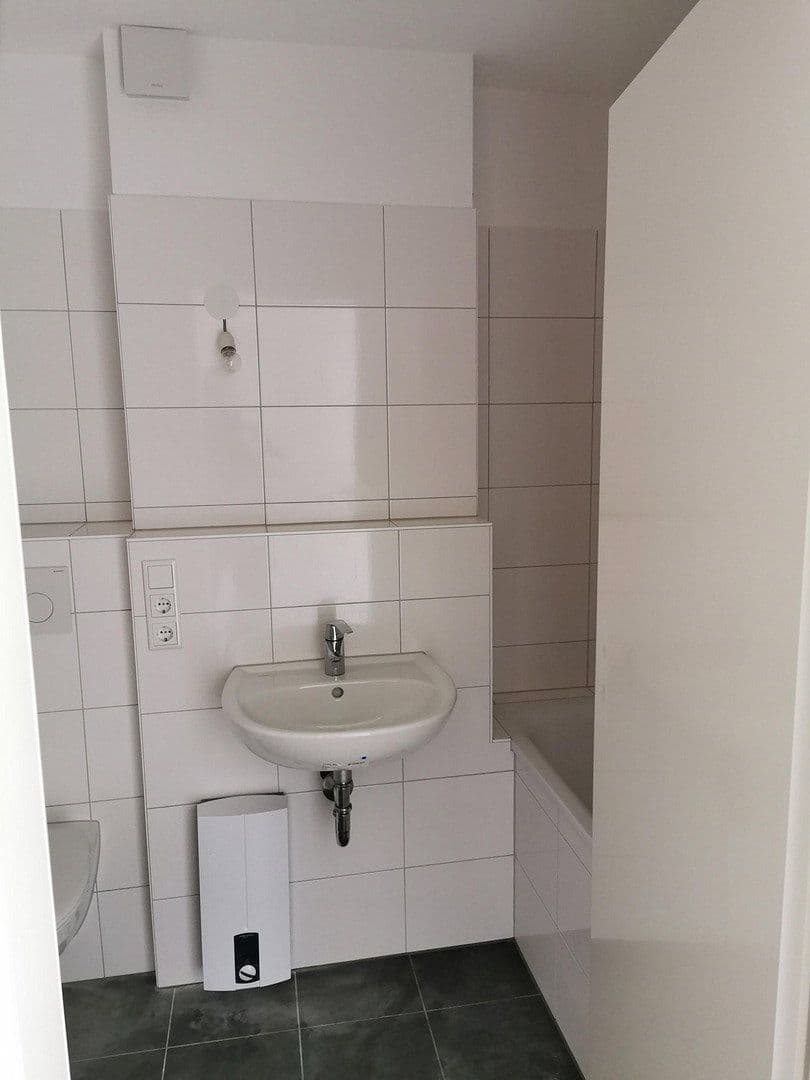 Prenájom bytu 1-izbový 30 m², Düsseldorf, Severné Porýnie - Westfálsko Prenájom bytu 1-izbový 30 m², Düsseldorf, Severné Porýnie - Westfálsko