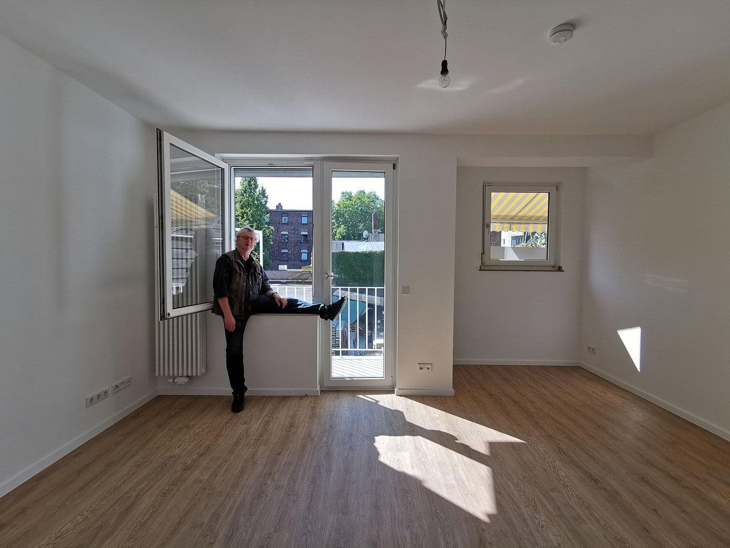 Prenájom bytu 1-izbový 30 m², Düsseldorf, Severné Porýnie - Westfálsko Prenájom bytu 1-izbový 30 m², Düsseldorf, Severné Porýnie - Westfálsko