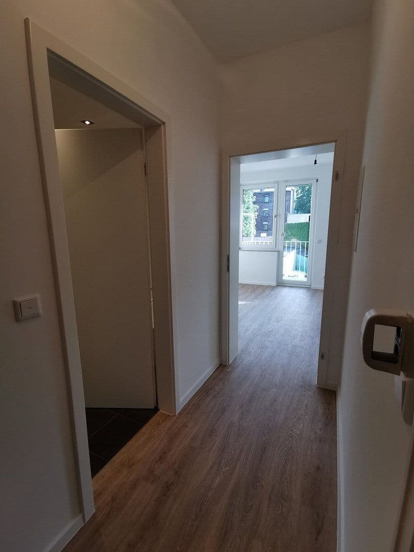 Prenájom bytu 1-izbový 30 m², Düsseldorf, Severné Porýnie - Westfálsko Prenájom bytu 1-izbový 30 m², Düsseldorf, Severné Porýnie - Westfálsko