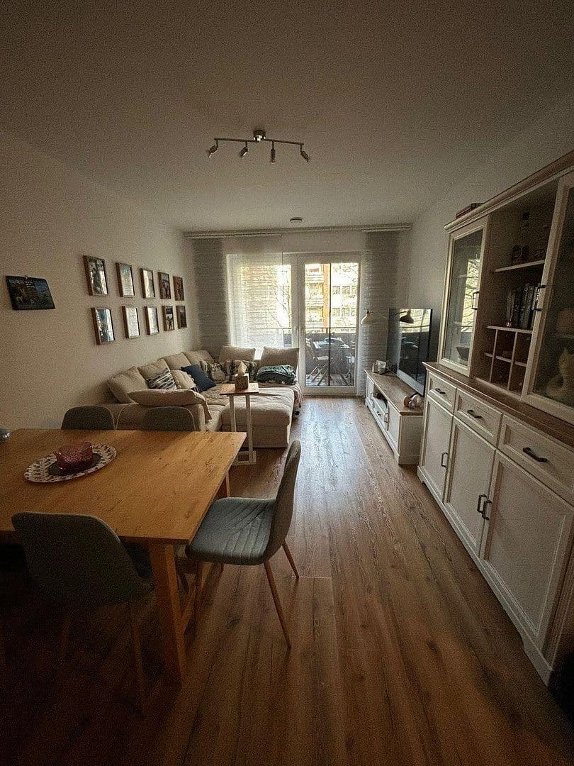 Prenájom bytu 2-izbový 58 m², Prinz-Ferdinand-Str. 144, Krefeld, Severné Porýnie - Westfálsko Prenájom bytu 2-izbový 58 m², Prinz-Ferdinand-Str. 144, Krefeld, Severné Porýnie - Westfálsko