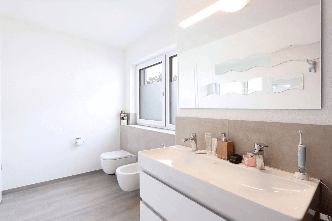 Predaj domu 148 m², pozemek 150 m², Erlangen, Bavorsko Predaj domu 148 m², pozemek 150 m², Erlangen, Bavorsko