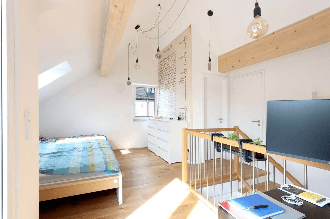 Predaj domu 148 m², pozemek 150 m², Erlangen, Bavorsko Predaj domu 148 m², pozemek 150 m², Erlangen, Bavorsko