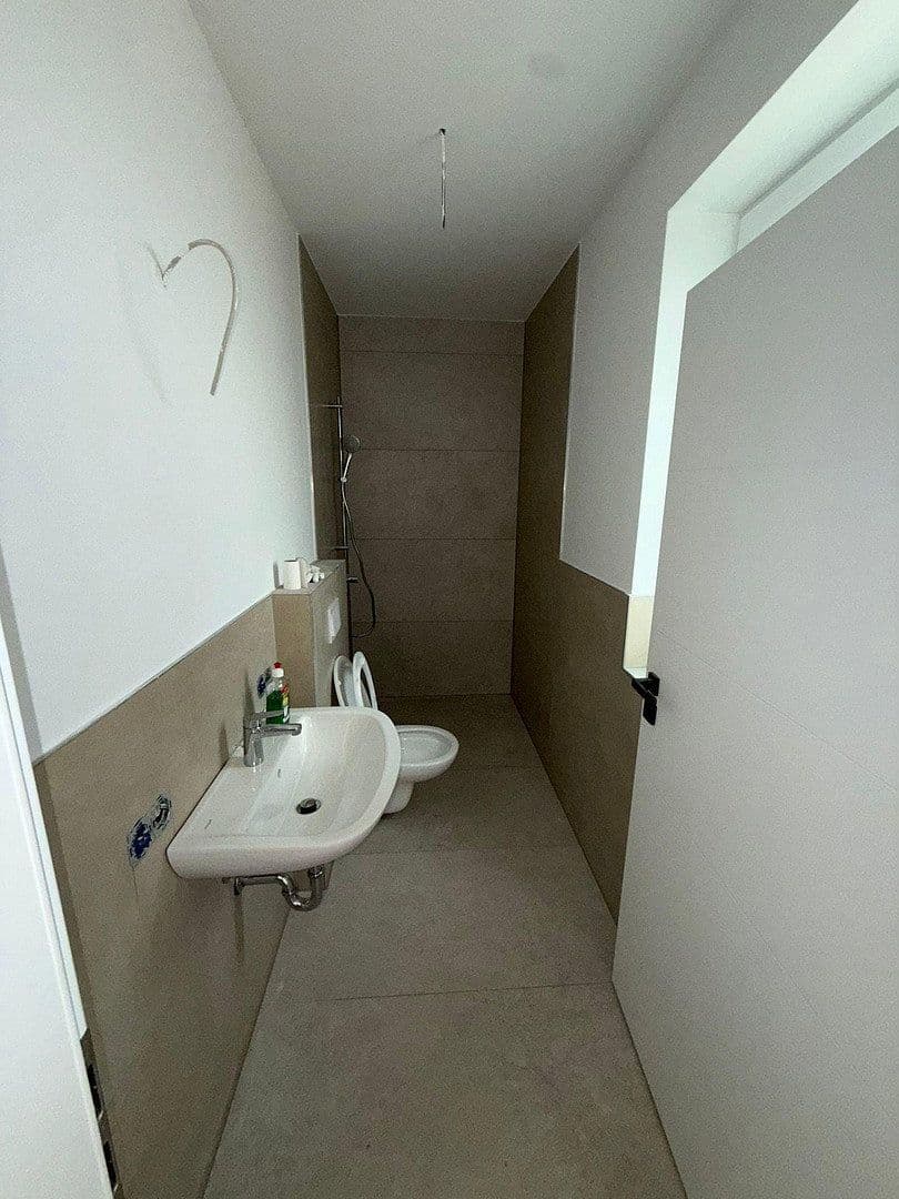 Prenájom domu 120 m², pozemek 328 m², Burgdorf, Dolné Sasko Prenájom domu 120 m², pozemek 328 m², Burgdorf, Dolné Sasko