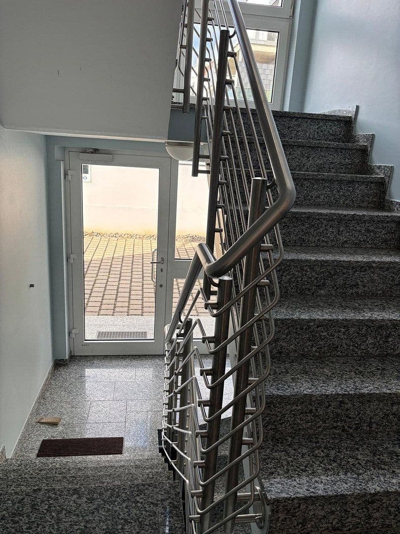 Predaj domu 335 m², pozemek 469 m², Bergische Landstraße 21, Rösrath, Severné Porýnie - Westfálsko Predaj domu 335 m², pozemek 469 m², Bergische Landstraße 21, Rösrath, Severné Porýnie - Westfálsko