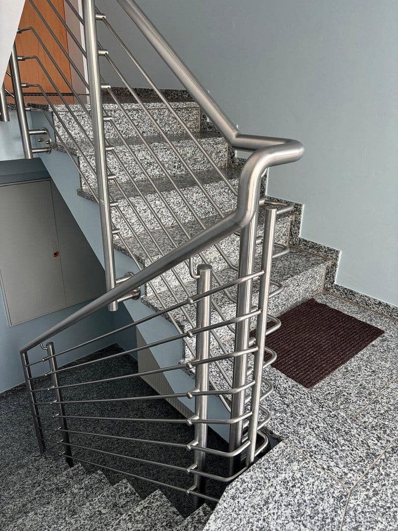 Predaj domu 335 m², pozemek 469 m², Bergische Landstraße 21, Rösrath, Severné Porýnie - Westfálsko Predaj domu 335 m², pozemek 469 m², Bergische Landstraße 21, Rösrath, Severné Porýnie - Westfálsko