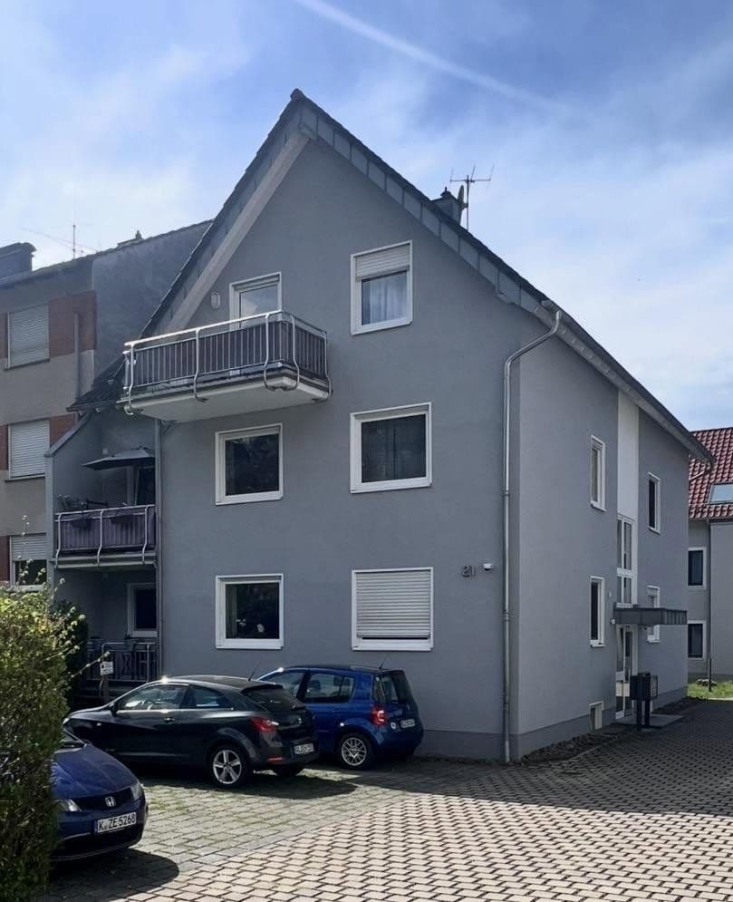 Predaj domu 335 m², pozemek 469 m², Bergische Landstraße 21, Rösrath, Severné Porýnie - Westfálsko Predaj domu 335 m², pozemek 469 m², Bergische Landstraße 21, Rösrath, Severné Porýnie - Westfálsko