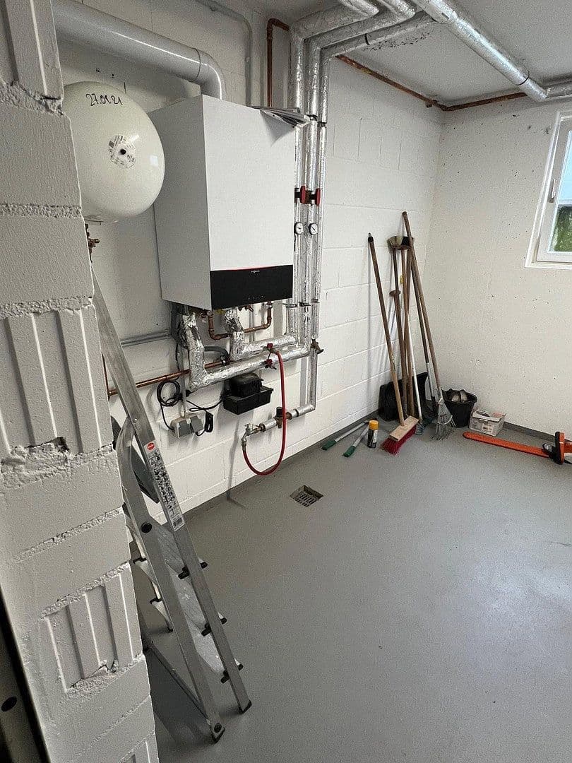 Predaj domu 335 m², pozemek 469 m², Bergische Landstraße 21, Rösrath, Severné Porýnie - Westfálsko Predaj domu 335 m², pozemek 469 m², Bergische Landstraße 21, Rösrath, Severné Porýnie - Westfálsko