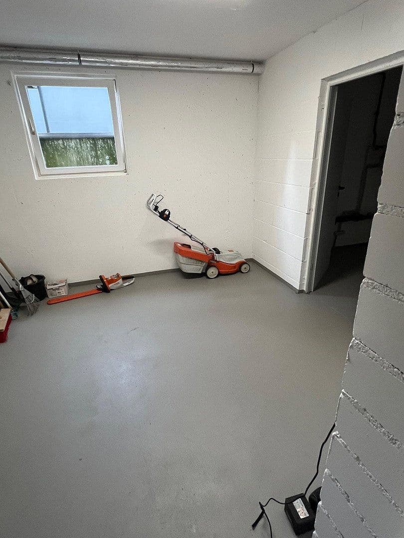 Predaj domu 335 m², pozemek 469 m², Bergische Landstraße 21, Rösrath, Severné Porýnie - Westfálsko Predaj domu 335 m², pozemek 469 m², Bergische Landstraße 21, Rösrath, Severné Porýnie - Westfálsko