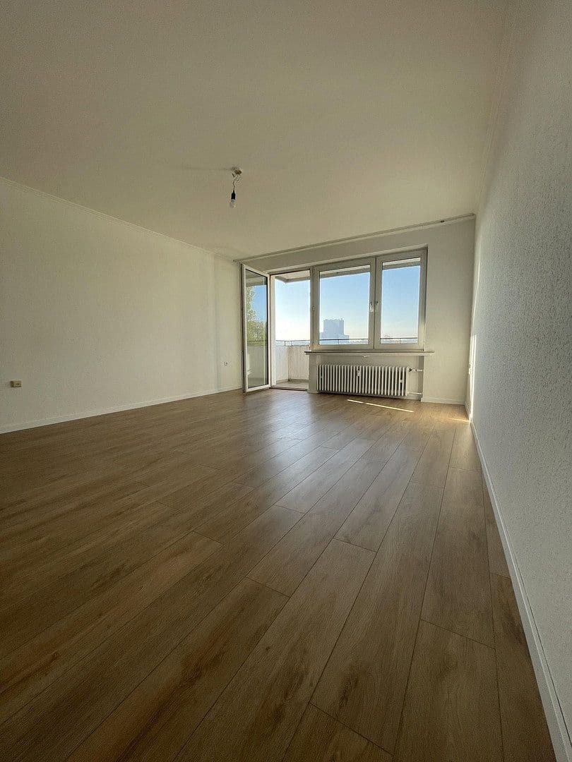 Prenájom bytu 2-izbový 90 m², Graf-Adolf-Straße 54, Bochum, Severné Porýnie - Westfálsko Prenájom bytu 2-izbový 90 m², Graf-Adolf-Straße 54, Bochum, Severné Porýnie - Westfálsko
