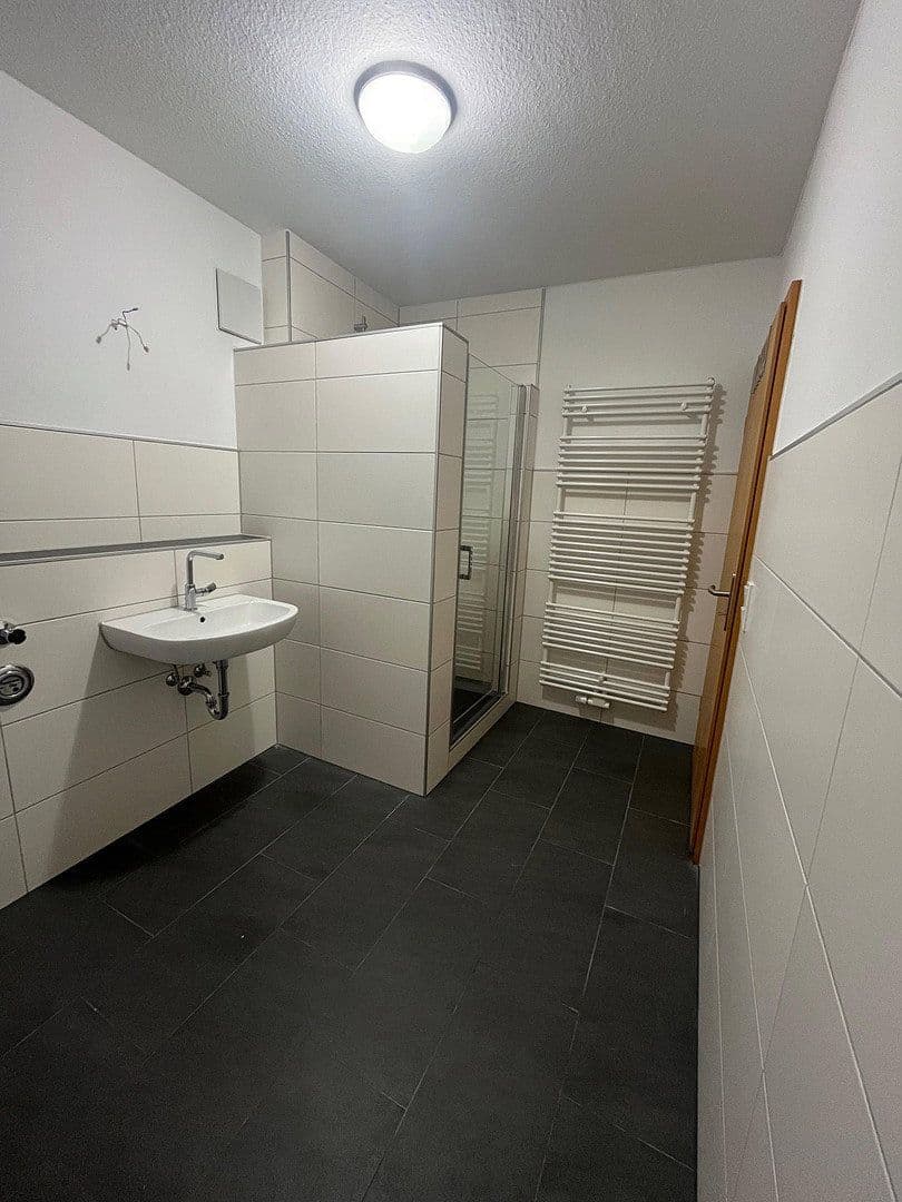 Prenájom bytu 3-izbový 80 m², Violinengässchen 4, Dillenburg, Hesensko Prenájom bytu 3-izbový 80 m², Violinengässchen 4, Dillenburg, Hesensko