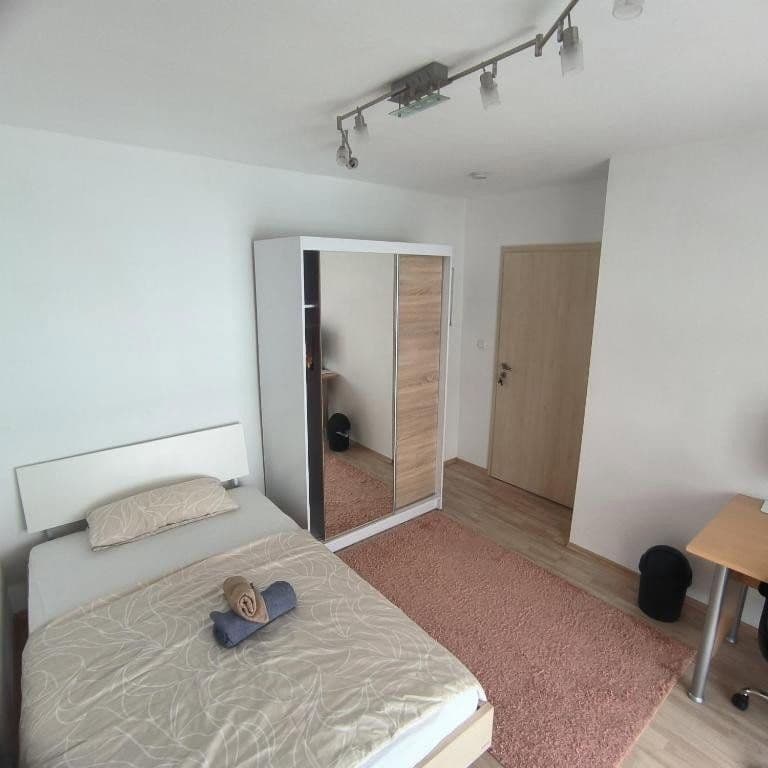 Prenájom bytu 2-izbový 47 m², Hans-Wertinger-Straße 6, Landshut, Bavorsko Prenájom bytu 2-izbový 47 m², Hans-Wertinger-Straße 6, Landshut, Bavorsko