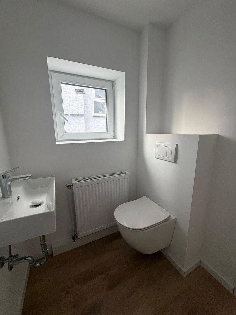 Predaj domu 130 m², pozemek 510 m², Kleinfischlingen, Porýnie-Falcko Predaj domu 130 m², pozemek 510 m², Kleinfischlingen, Porýnie-Falcko