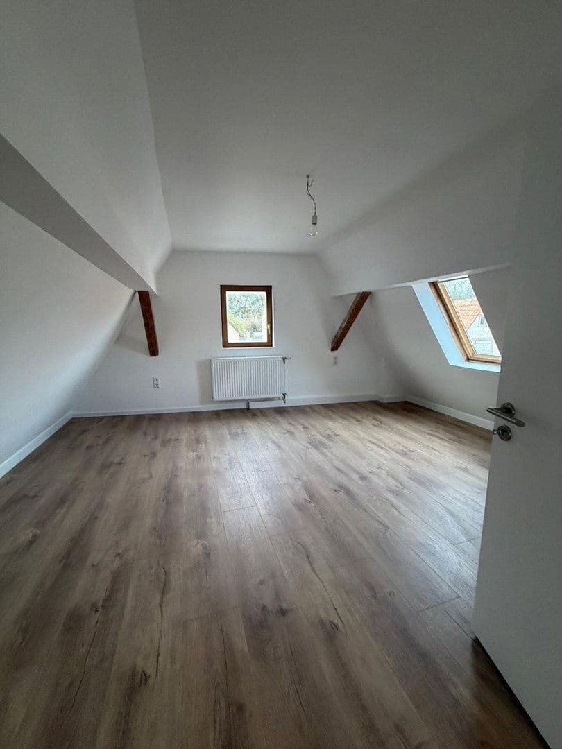 Predaj domu 130 m², pozemek 510 m², Kleinfischlingen, Porýnie-Falcko Predaj domu 130 m², pozemek 510 m², Kleinfischlingen, Porýnie-Falcko