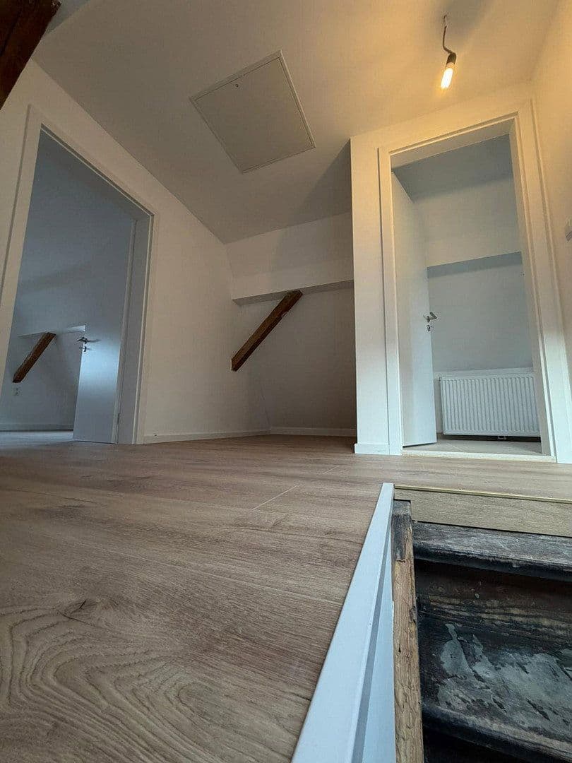 Predaj domu 130 m², pozemek 510 m², Kleinfischlingen, Porýnie-Falcko Predaj domu 130 m², pozemek 510 m², Kleinfischlingen, Porýnie-Falcko