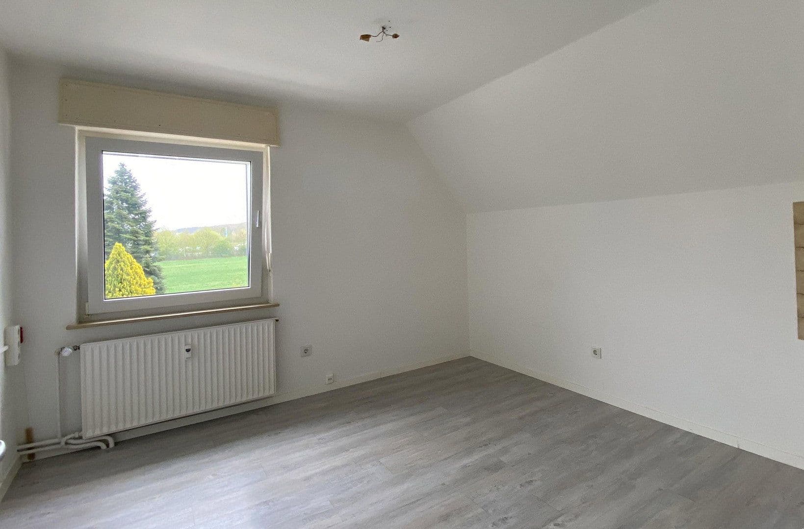 Predaj domu 141 m², pozemek 700 m², Bielefeld, Severné Porýnie - Westfálsko Predaj domu 141 m², pozemek 700 m², Bielefeld, Severné Porýnie - Westfálsko