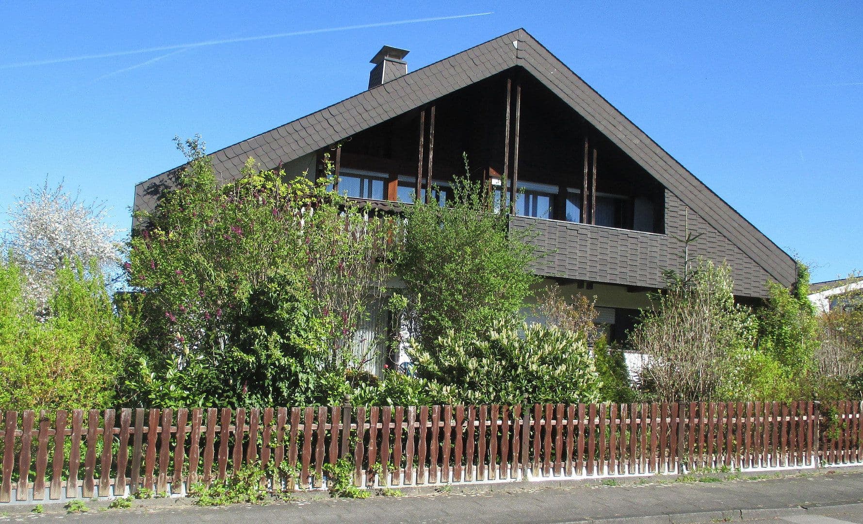 Predaj domu 200 m², pozemek 568 m², Fauthstr. 7, Bergisch Gladbach, Severné Porýnie - Westfálsko Predaj domu 200 m², pozemek 568 m², Fauthstr. 7, Bergisch Gladbach, Severné Porýnie - Westfálsko