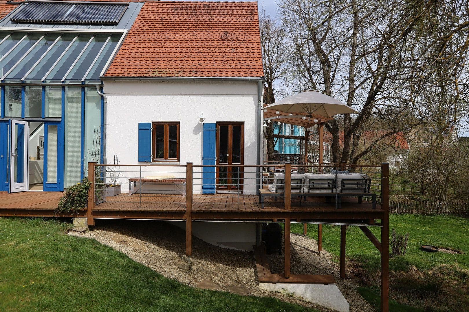 Predaj domu 176 m², pozemek 1.076 m², Petershausen, Bavorsko Predaj domu 176 m², pozemek 1.076 m², Petershausen, Bavorsko