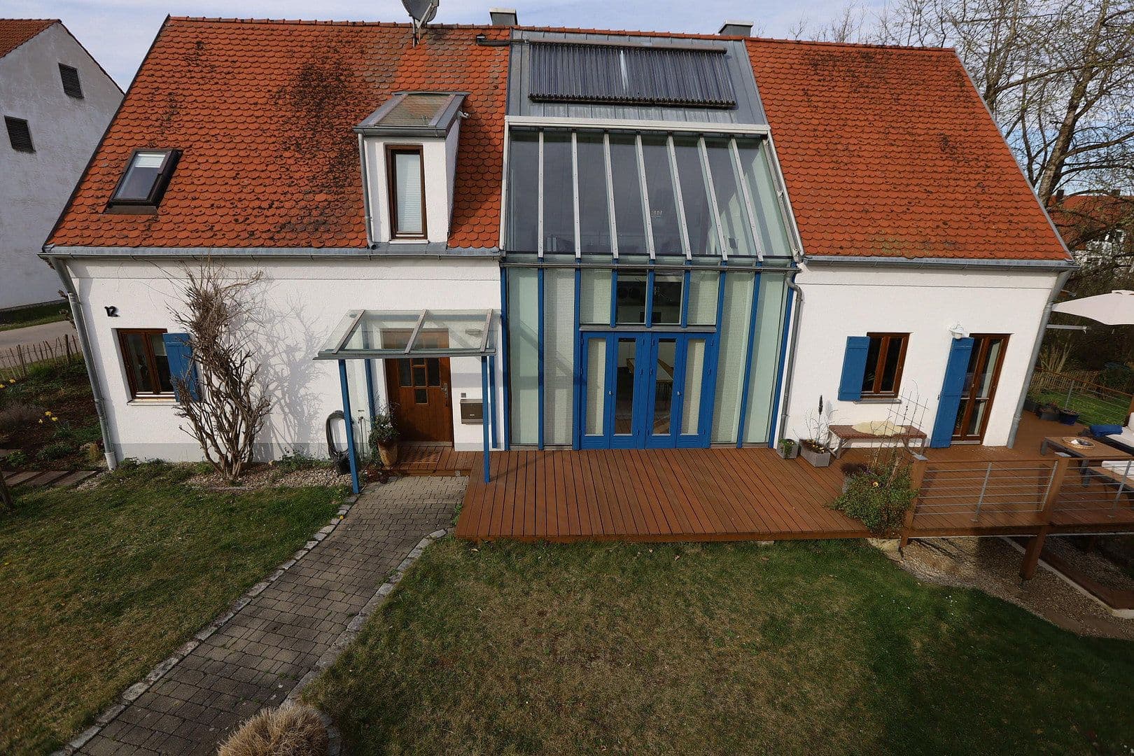 Predaj domu 176 m², pozemek 1.076 m², Petershausen, Bavorsko Predaj domu 176 m², pozemek 1.076 m², Petershausen, Bavorsko