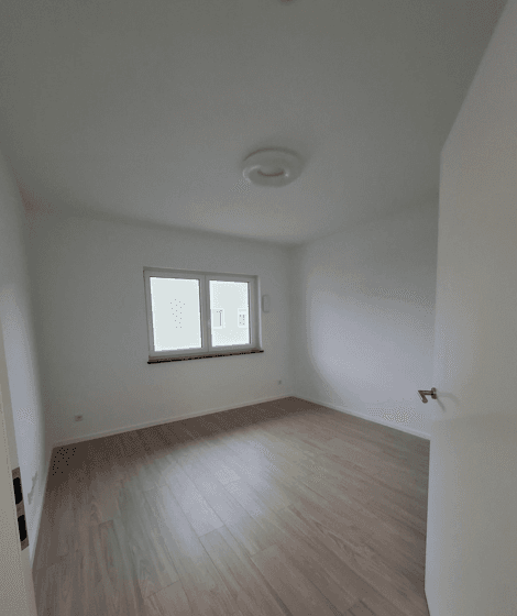 Prenájom bytu 3-izbový 111 m², Dienheim, Porýnie-Falcko Prenájom bytu 3-izbový 111 m², Dienheim, Porýnie-Falcko