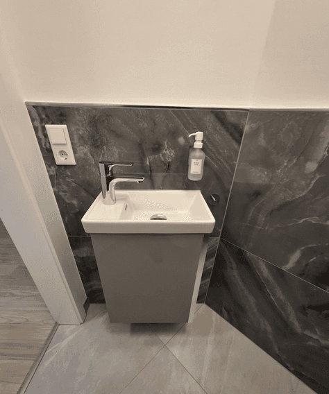 Prenájom bytu 3-izbový 111 m², Dienheim, Porýnie-Falcko Prenájom bytu 3-izbový 111 m², Dienheim, Porýnie-Falcko