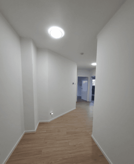 Prenájom bytu 3-izbový 111 m², Dienheim, Porýnie-Falcko Prenájom bytu 3-izbový 111 m², Dienheim, Porýnie-Falcko