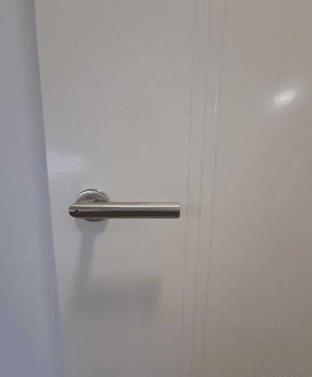 Prenájom bytu 3-izbový 111 m², Dienheim, Porýnie-Falcko Prenájom bytu 3-izbový 111 m², Dienheim, Porýnie-Falcko