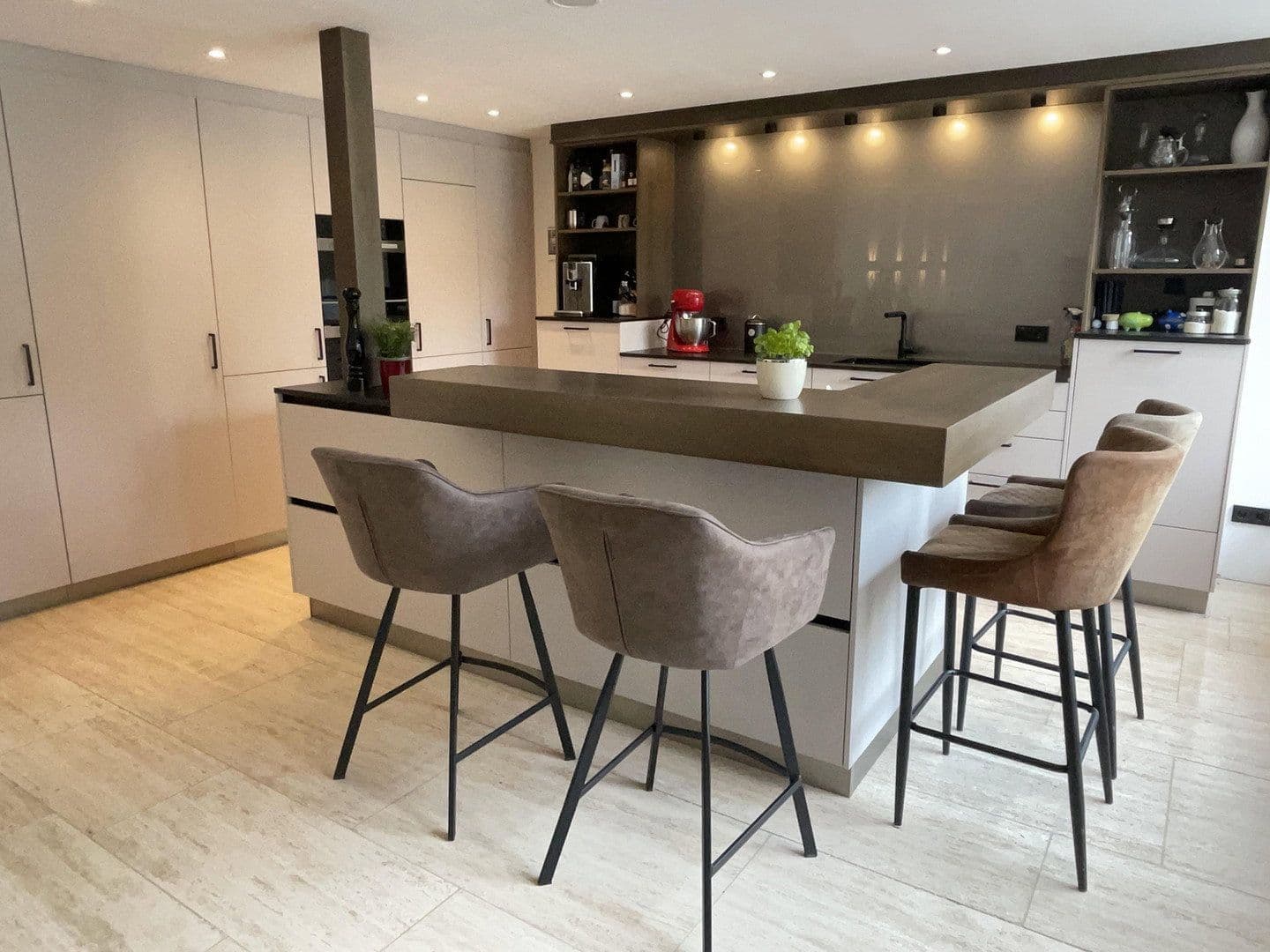 Predaj domu 310 m², pozemek 1.059 m², Miltenberg, Bavorsko Predaj domu 310 m², pozemek 1.059 m², Miltenberg, Bavorsko