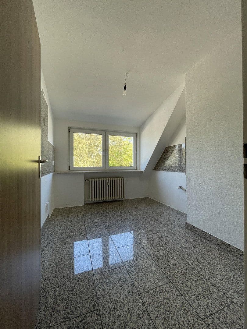 Prenájom bytu 3-izbový 74 m², Scheppmannskamp 9, Essen, Severné Porýnie - Westfálsko Prenájom bytu 3-izbový 74 m², Scheppmannskamp 9, Essen, Severné Porýnie - Westfálsko
