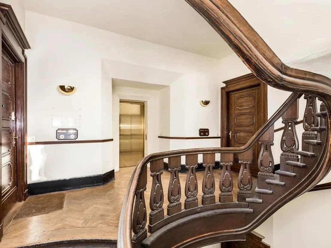 Predaj bytu 4-izbový 150 m², Brandenburgische Straße 16, Berlin, Berlín Predaj bytu 4-izbový 150 m², Brandenburgische Straße 16, Berlin, Berlín