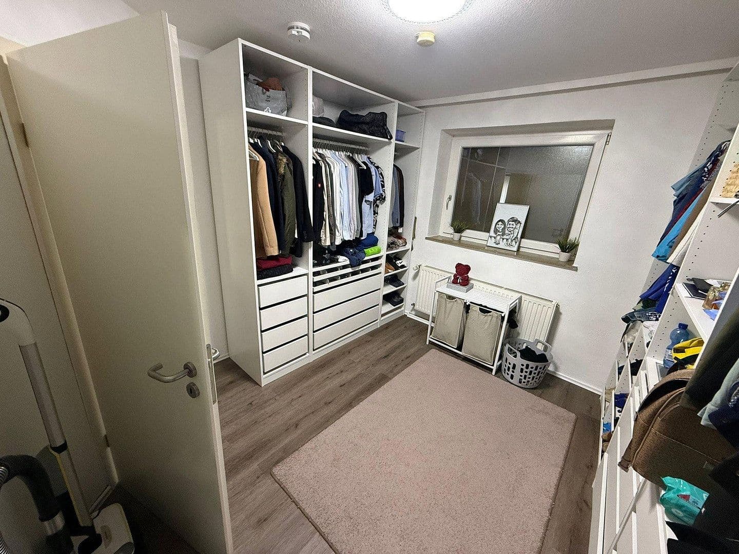 Prenájom bytu 3-izbový 99 m², Hechingen, Bádensko-Wurttembersko Prenájom bytu 3-izbový 99 m², Hechingen, Bádensko-Wurttembersko