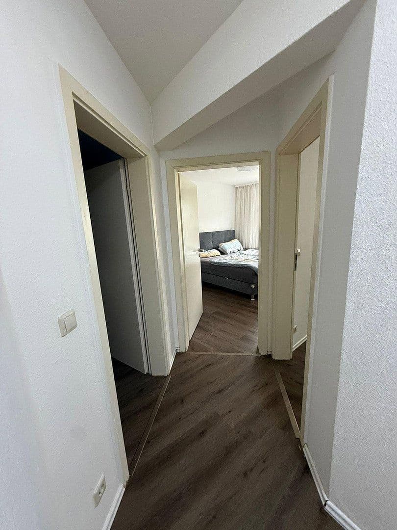 Prenájom bytu 3-izbový 99 m², Hechingen, Bádensko-Wurttembersko Prenájom bytu 3-izbový 99 m², Hechingen, Bádensko-Wurttembersko