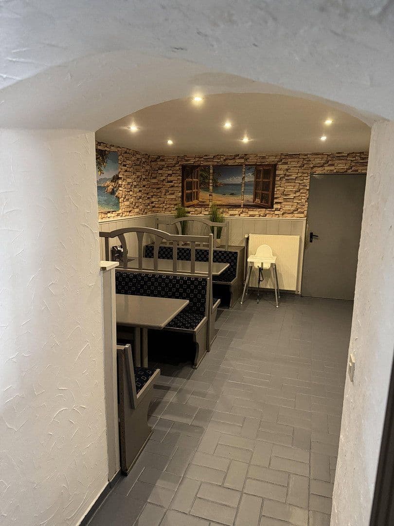 Prenájom nebytového priestoru 80 m², Hauptstr 6, Balve, Severné Porýnie - Westfálsko Prenájom nebytového priestoru 80 m², Hauptstr 6, Balve, Severné Porýnie - Westfálsko