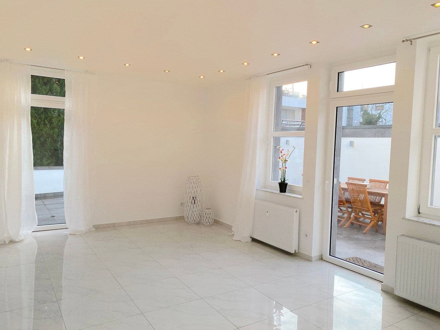 Prenájom bytu 3-izbový 105 m², Enger, Severné Porýnie - Westfálsko Prenájom bytu 3-izbový 105 m², Enger, Severné Porýnie - Westfálsko