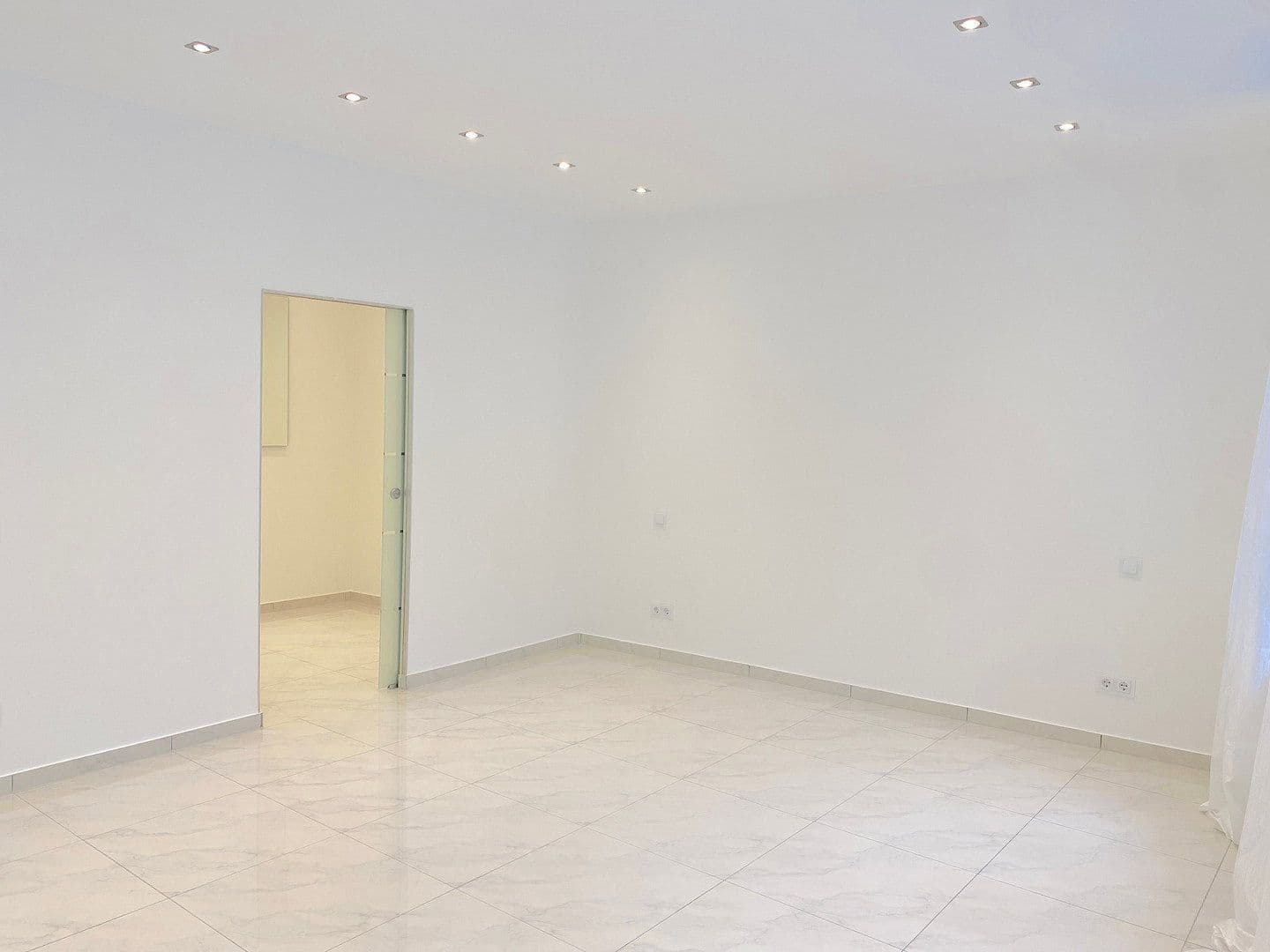 Prenájom bytu 3-izbový 105 m², Enger, Severné Porýnie - Westfálsko Prenájom bytu 3-izbový 105 m², Enger, Severné Porýnie - Westfálsko