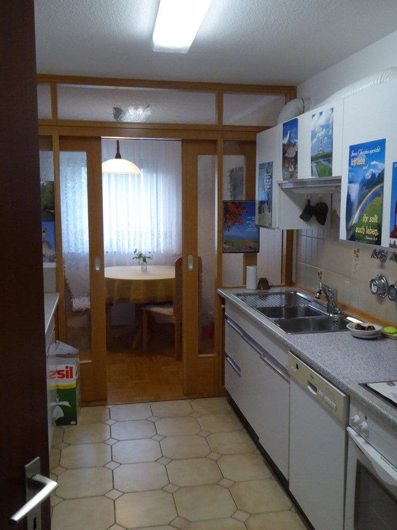 Prenájom bytu 3-izbový 90 m², Lange Str. 10, Pforzheim, Bádensko-Wurttembersko Prenájom bytu 3-izbový 90 m², Lange Str. 10, Pforzheim, Bádensko-Wurttembersko