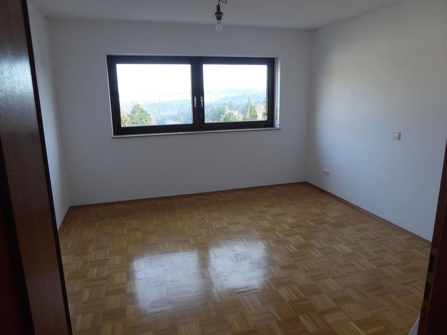 Prenájom bytu 3-izbový 90 m², Lange Str. 10, Pforzheim, Bádensko-Wurttembersko Prenájom bytu 3-izbový 90 m², Lange Str. 10, Pforzheim, Bádensko-Wurttembersko