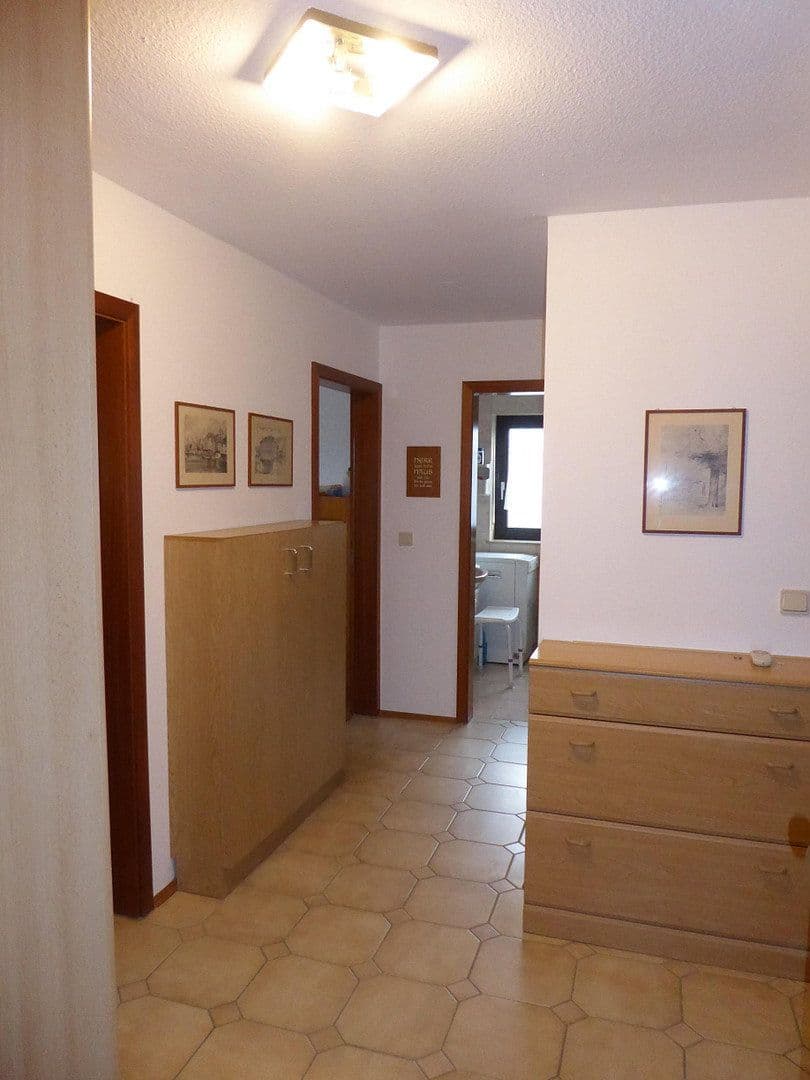 Prenájom bytu 3-izbový 90 m², Lange Str. 10, Pforzheim, Bádensko-Wurttembersko Prenájom bytu 3-izbový 90 m², Lange Str. 10, Pforzheim, Bádensko-Wurttembersko