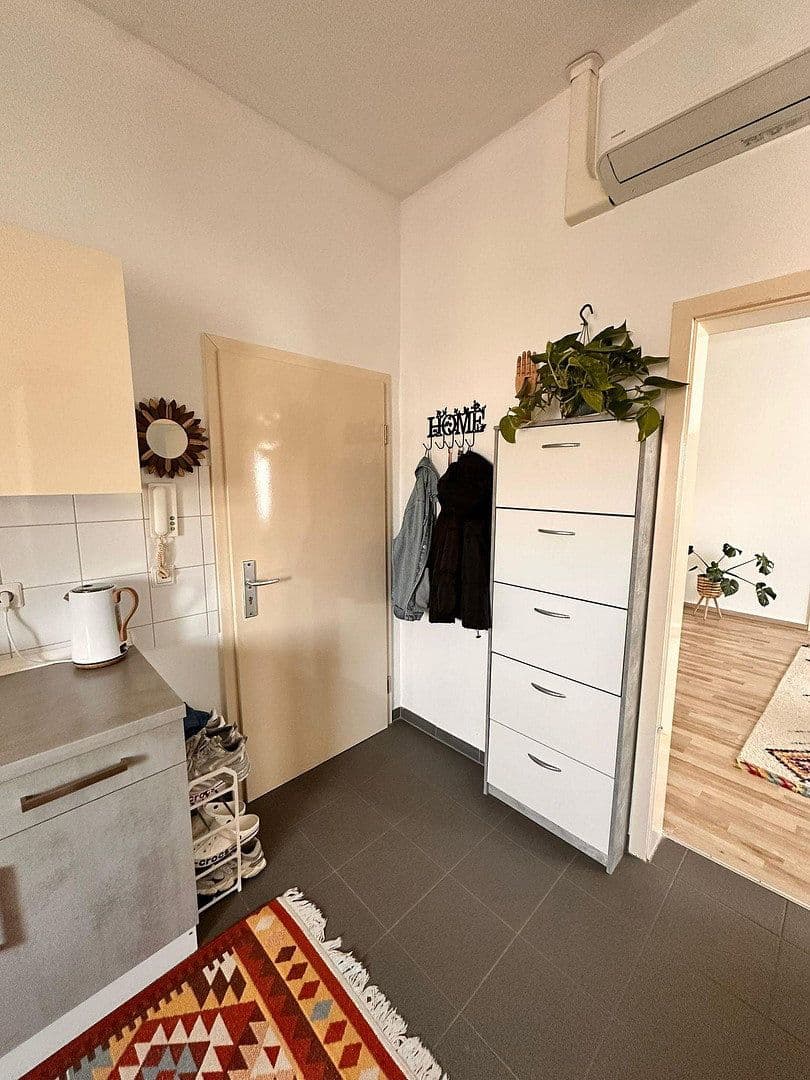 Prenájom bytu 2-izbový 50 m², Schwetzingen, Bádensko-Wurttembersko Prenájom bytu 2-izbový 50 m², Schwetzingen, Bádensko-Wurttembersko