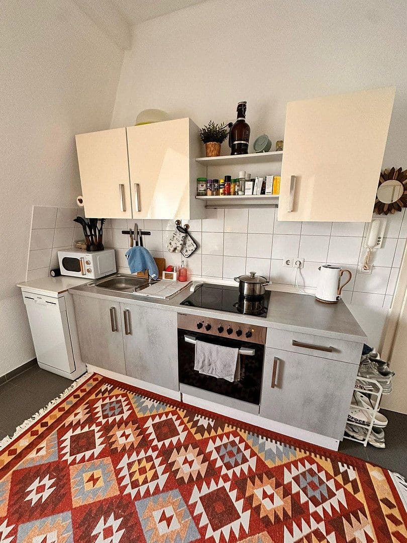 Prenájom bytu 2-izbový 50 m², Schwetzingen, Bádensko-Wurttembersko Prenájom bytu 2-izbový 50 m², Schwetzingen, Bádensko-Wurttembersko