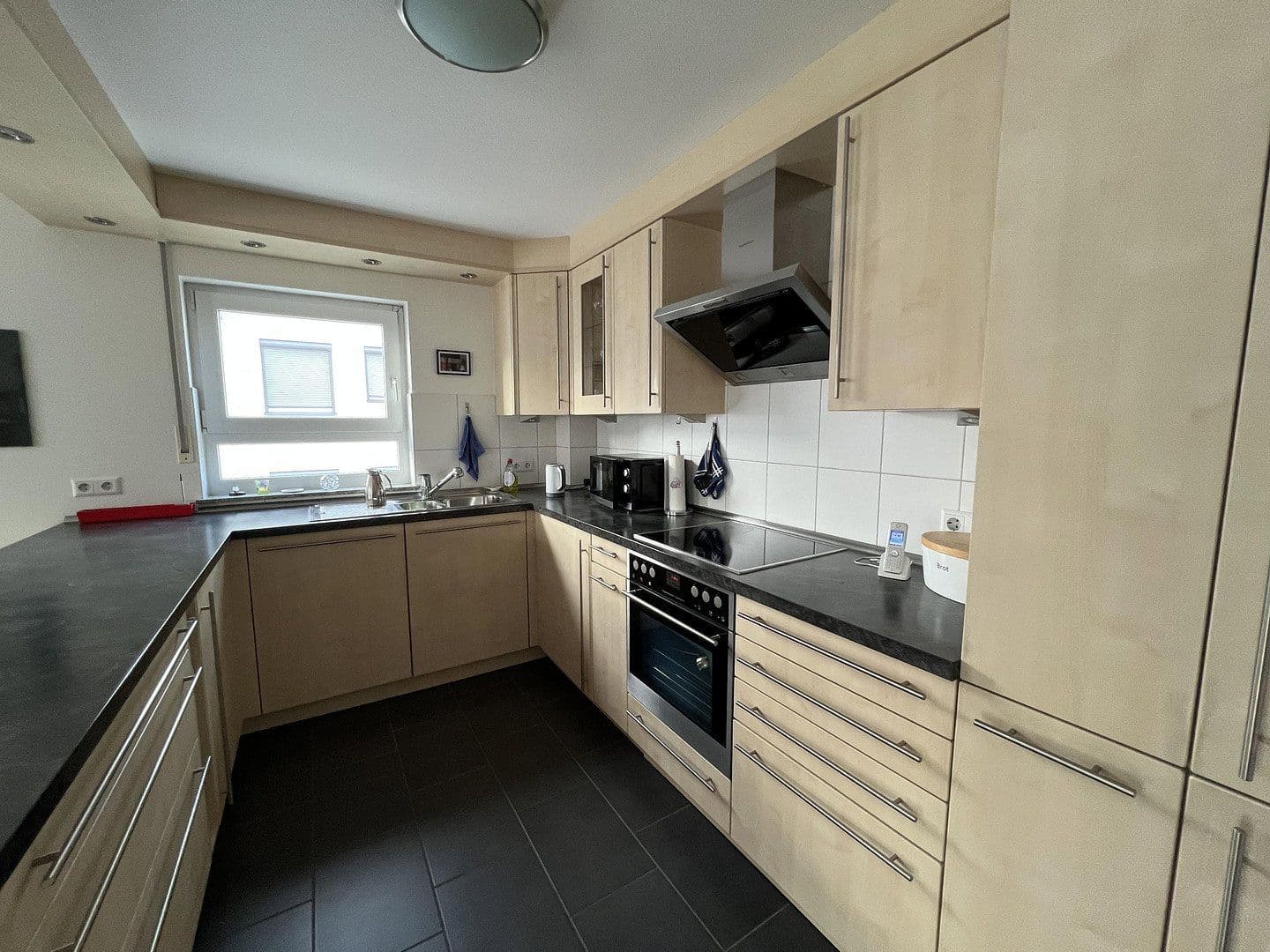 Predaj bytu 4-izbový 115 m², Am Föllbach 2, Wolfschlugen, Bádensko-Wurttembersko Predaj bytu 4-izbový 115 m², Am Föllbach 2, Wolfschlugen, Bádensko-Wurttembersko