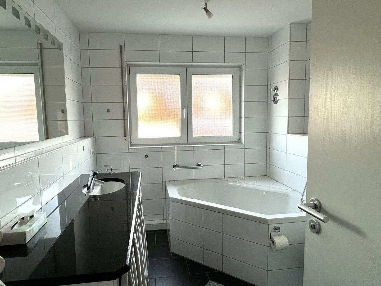 Predaj bytu 4-izbový 115 m², Am Föllbach 2, Wolfschlugen, Bádensko-Wurttembersko Predaj bytu 4-izbový 115 m², Am Föllbach 2, Wolfschlugen, Bádensko-Wurttembersko