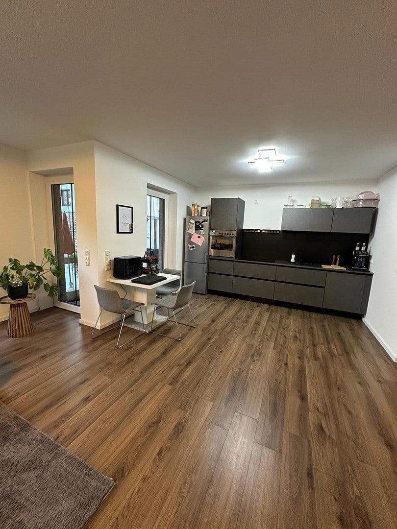 Prenájom bytu 3-izbový 92 m², Brühlstr. 27b, Wassenberg, Severné Porýnie - Westfálsko Prenájom bytu 3-izbový 92 m², Brühlstr. 27b, Wassenberg, Severné Porýnie - Westfálsko